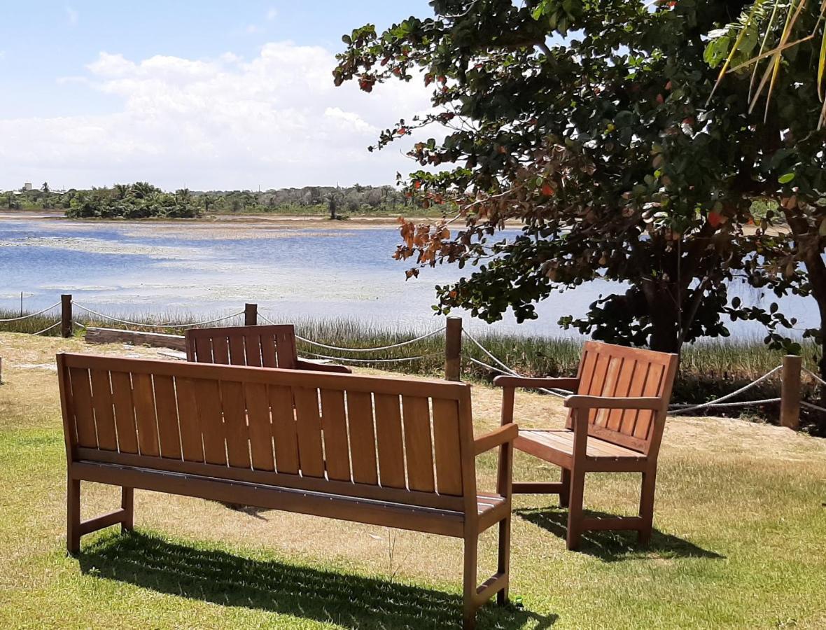 Apartamento Praia Guarajuba - Porto Smeralda Экстерьер фото